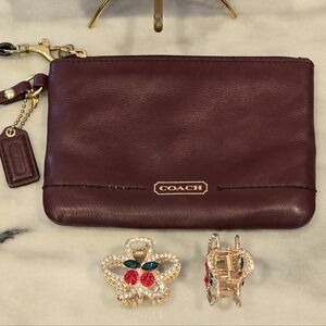 Coach Burgundy Leather Wristlet With Clip And Beauty Bundle!!!!